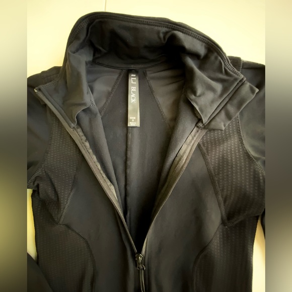 LORNA JANE LJ BLACK PREMIUM BLACK ZIP UP ATHLETIC JACKET - Picture 4 of 5